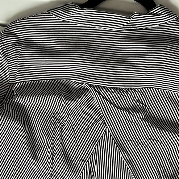 FB Sister Black and White Striped Blouse Womens M Purchased in Germany - Picture 7 of 7